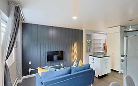 Lux Apt
