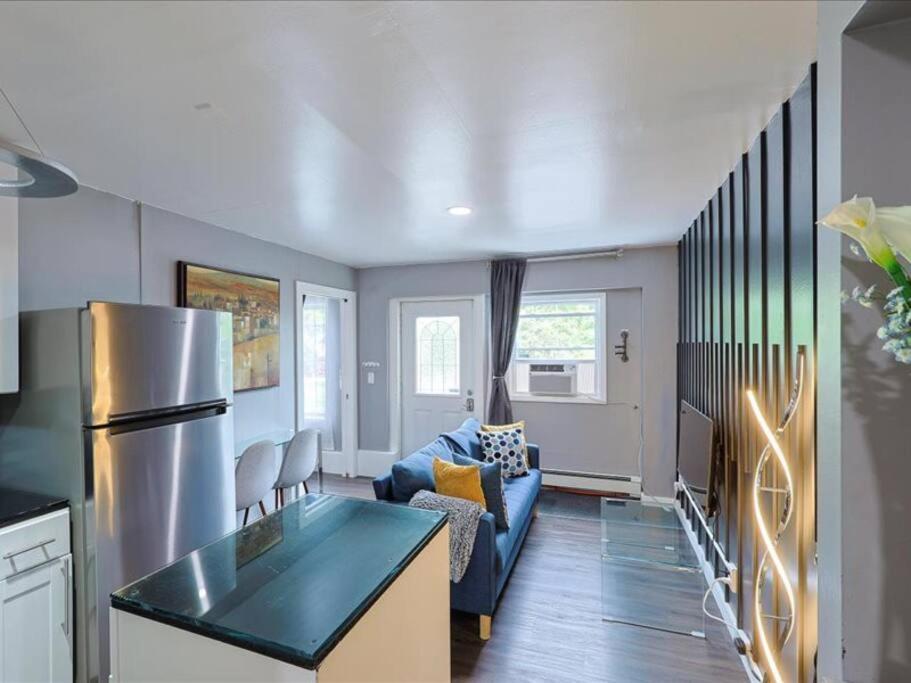 Lux Apt Beacon Exterior photo